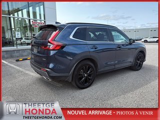2023 Honda CR-V HYBRID in Quebec, Quebec - 8 - w320h240px