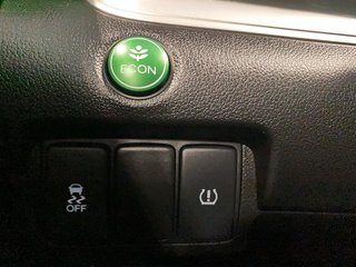 2016 Honda CR-V in Quebec, Quebec - 18 - w320h240px