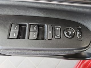 2021 Honda CR-V in Quebec, Quebec - 12 - w320h240px