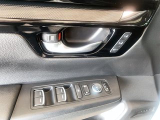 Honda CR-V  2023 à Québec, Québec - 11 - w320h240px