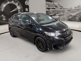 2015 Honda Fit in Quebec, Quebec - 3 - w320h240px