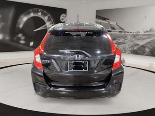 2015 Honda Fit in Quebec, Quebec - 5 - w320h240px