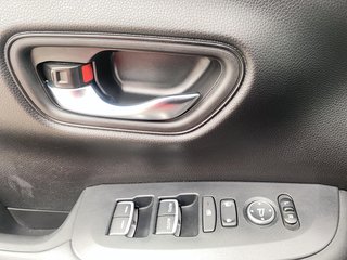 Honda HR-V  2023 à Québec, Québec - 10 - w320h240px