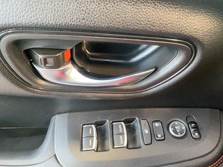 Honda HR-V  2023 à Québec, Québec - 9 - w320h240px