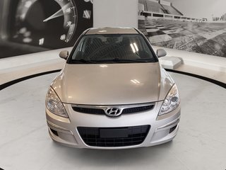 Hyundai Elantra Touring  2012 à Québec, Québec - 2 - w320h240px