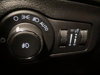 Jeep Compass  2021 à Québec, Québec - 15 - w320h240px