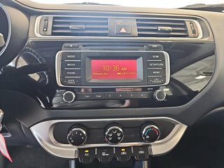 2016 Kia Rio in Quebec, Quebec - 14 - w320h240px