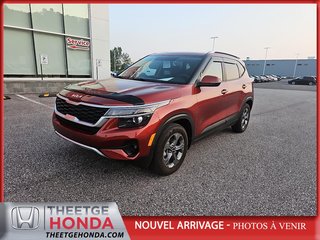 Kia Seltos  2023 à Québec, Québec - 2 - w320h240px