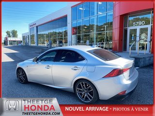 2020 Lexus IS in Quebec, Quebec - 7 - w320h240px