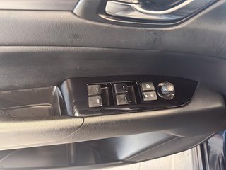 2021 Mazda CX-5 in Quebec, Quebec - 9 - w320h240px
