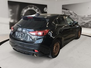 2015 Mazda 3 in Quebec, Quebec - 2 - w320h240px