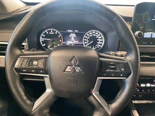 2022 Mitsubishi Outlander in Quebec, Quebec - 10 - w320h240px