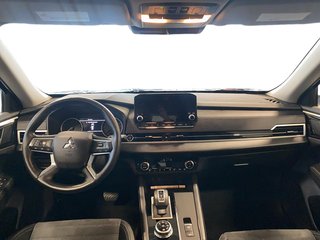 2022 Mitsubishi Outlander in Quebec, Quebec - 8 - w320h240px