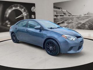 2016 Toyota Corolla in Quebec, Quebec - 3 - w320h240px
