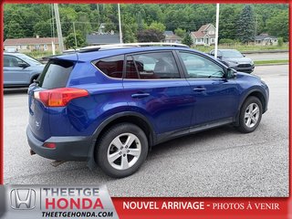 Toyota RAV4  2014 à Québec, Québec - 5 - w320h240px