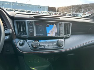 Toyota RAV4  2017 à Québec, Québec - 11 - w320h240px