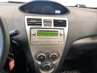 2012 Toyota Yaris in Quebec, Quebec - 14 - w320h240px