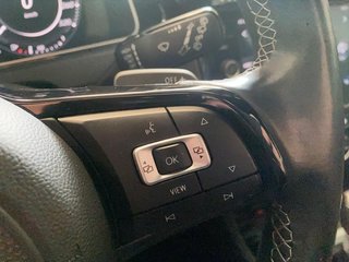 Volkswagen Golf R  2019 à Québec, Québec - 14 - w320h240px