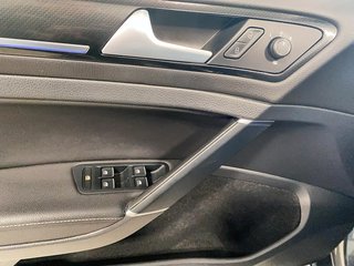 Volkswagen Golf R  2019 à Québec, Québec - 9 - w320h240px