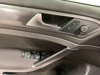 2019 Volkswagen Golf in Quebec, Quebec - 10 - w320h240px