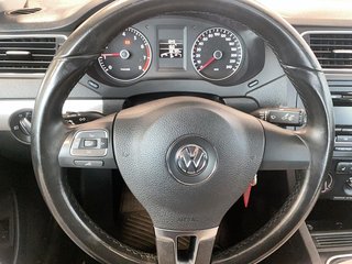 Volkswagen Jetta Sedan  2014 à Québec, Québec - 12 - w320h240px