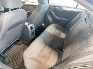 Volkswagen Jetta Sedan  2014 à Québec, Québec - 8 - w320h240px