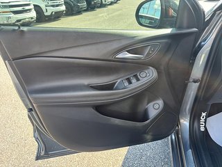 Buick Encore GX  2021 à Québec, Québec - 10 - w320h240px