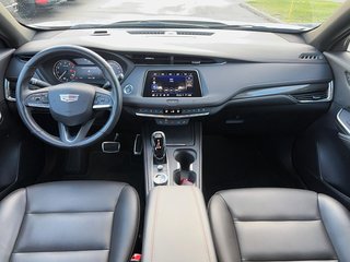 2021 Cadillac XT4 in Quebec, Quebec - 17 - w320h240px