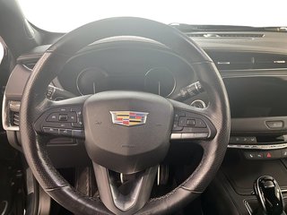 Cadillac XT4  2021 à Québec, Québec - 12 - w320h240px