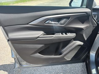 Chevrolet Equinox EV  2025 à Québec, Québec - 10 - w320h240px