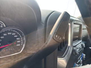 Chevrolet Silverado 1500  2021 à Québec, Québec - 12 - w320h240px