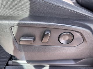 Chevrolet SILVERADO 1500  2023 à Québec, Québec - 10 - w320h240px