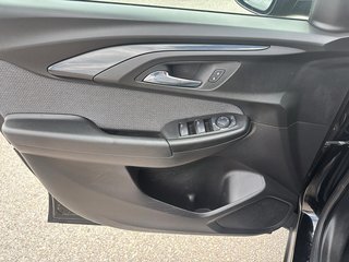 Chevrolet Trailblazer  2022 à Québec, Québec - 10 - w320h240px