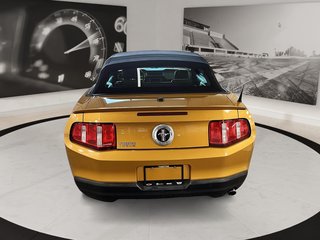 2010 Ford Mustang in Quebec, Quebec - 6 - w320h240px