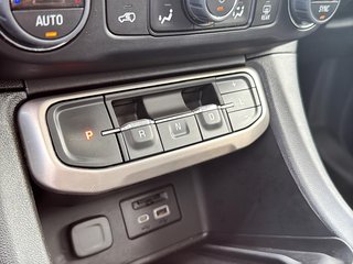 2023 GMC Acadia in Quebec, Quebec - 12 - w320h240px