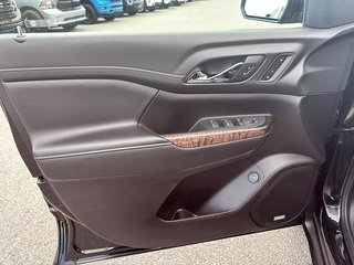 2023 GMC Acadia in Quebec, Quebec - 10 - w320h240px