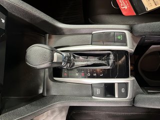 2016 Honda CIVIC SEDAN in Quebec, Quebec - 15 - w320h240px