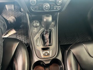 2021 Jeep Cherokee in Quebec, Quebec - 15 - w320h240px