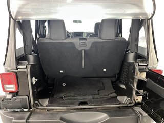 2018 Jeep Wrangler JK in Quebec, Quebec - 6 - w320h240px