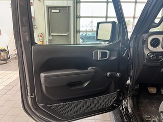 2024 Jeep Wrangler in Quebec, Quebec - 11 - w320h240px