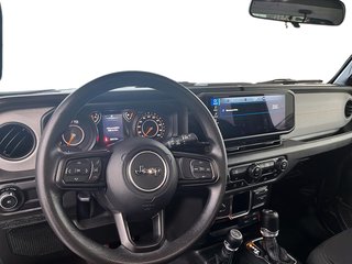 2024 Jeep Wrangler in Quebec, Quebec - 14 - w320h240px