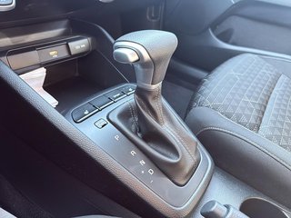 2022 Kia Rio 5-door in Quebec, Quebec - 14 - w320h240px