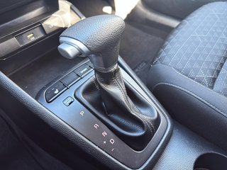 Kia RIO 5-DOOR  2022 à Québec, Québec - 13 - w320h240px