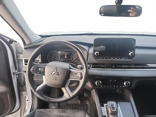 2022 Mitsubishi Outlander in Quebec, Quebec - 10 - w320h240px