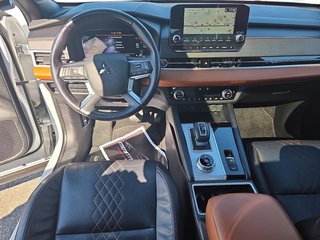 2022 Mitsubishi OUTLANDER in Quebec, Quebec - 9 - w320h240px