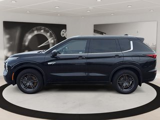 2023 Mitsubishi Outlander in Quebec, Quebec - 5 - w320h240px