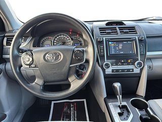 2012 Toyota CAMRY in Quebec, Quebec - 8 - w320h240px