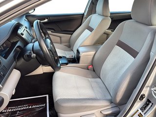 2012 Toyota CAMRY in Quebec, Quebec - 7 - w320h240px
