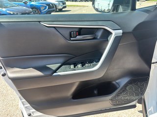 2021 Toyota RAV4 in Quebec, Quebec - 10 - w320h240px