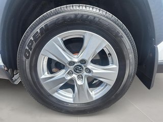 2021 Toyota RAV4 in Quebec, Quebec - 6 - w320h240px